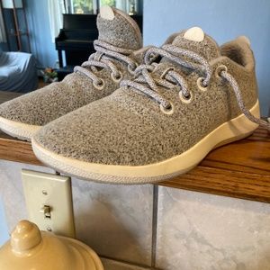 Allbirds Women’s Wool Runner Mizzles - Size 9